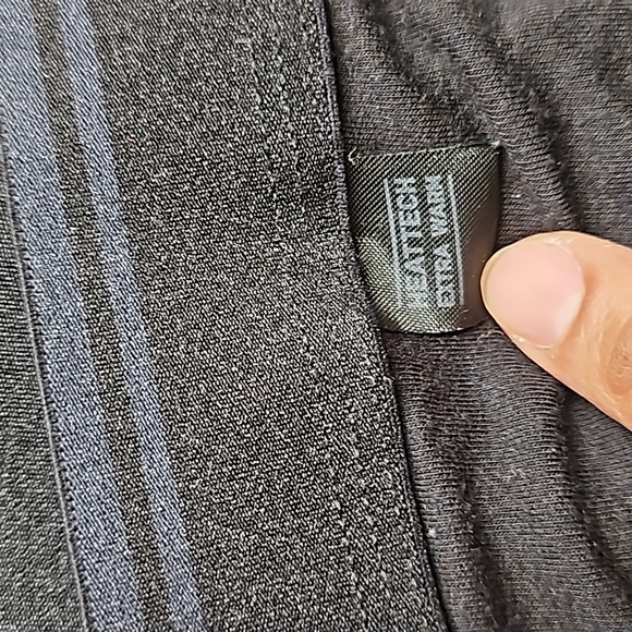 6 pcs men's heatech innerwear - Picture 4 of 7